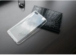 Силиконовый чехол-накладка для телефона Xiaomi Mi5 прозрачный